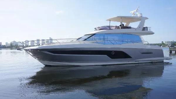 Slide: The Image of Prestige 590 2021 - 5
