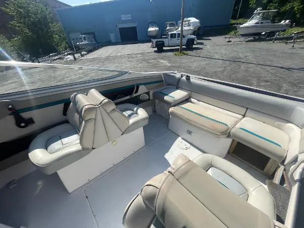 Slide: The Image of Four Winns 235 Sundowner 1994 - 8