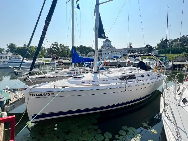 Slide: The Image of Hunter 31 2007 - 0