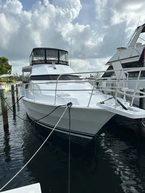 Slide: The Image of Mainship Motor Yacht 1996 - 1
