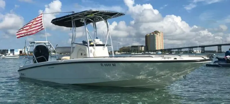Slide: The Image of Boston Whaler DAUNTLESS 2009 - 0