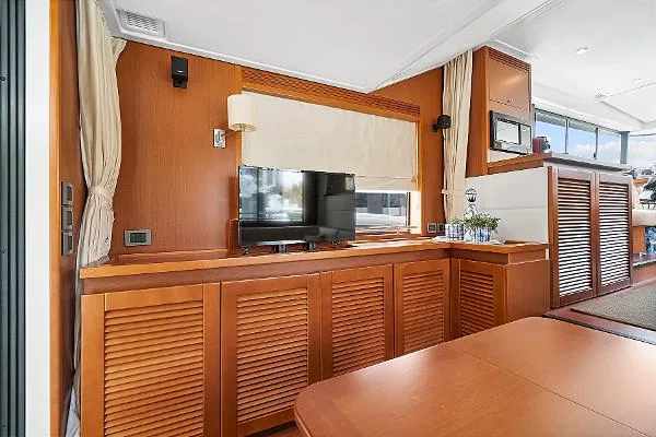 Slide: The Image of Beneteau Swift Trawler 50 2019 - 8