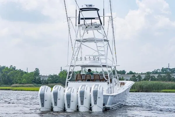 Slide: The Image of Valhalla Boatworks V-55 Center Console 2024 - 3