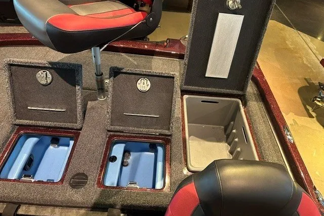 Slide: The Image of 2026 Nitro Z21 XL boat interior with storage compartments and seating. - 6