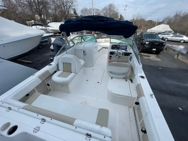 Slide: The Image of Robalo R227 Dual Console 2014 - 5