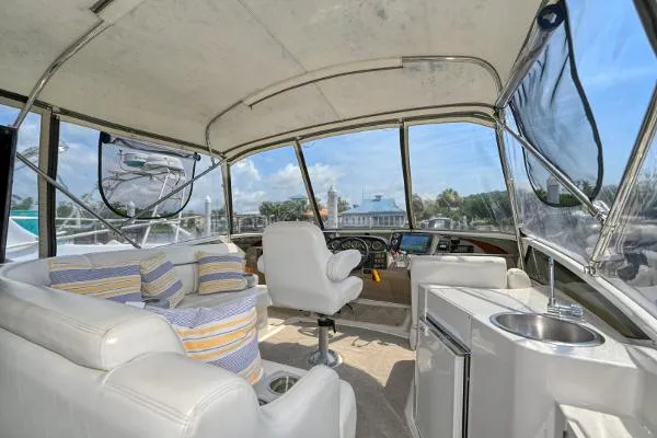 Slide: The Image of Carver Yachts 444 Cockpit Motor Yacht 2001 - 6