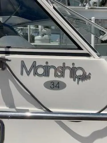 Slide: The Image of Mainship 34 PILOT Twin 240HP Yanmars 2004 - 4