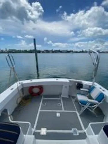 Slide: The Image of Mainship 34 PILOT Twin 240HP Yanmars 2004 - 7