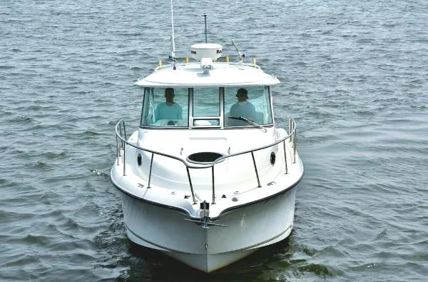 Slide: The Image of Seaswirl 2901 Walkaround O/B 2005 - 2