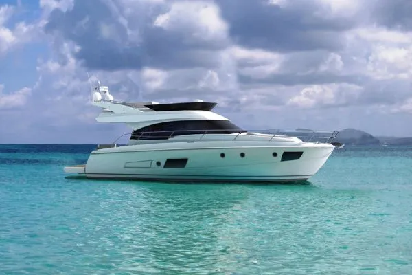 Slide: The Image of Bavaria Virtess 420 Fly 2014 - 5