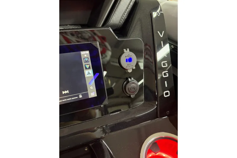 Slide: The Image of Dashboard of 2025 Viaggio Z22S with touchscreen and input ports. - 22