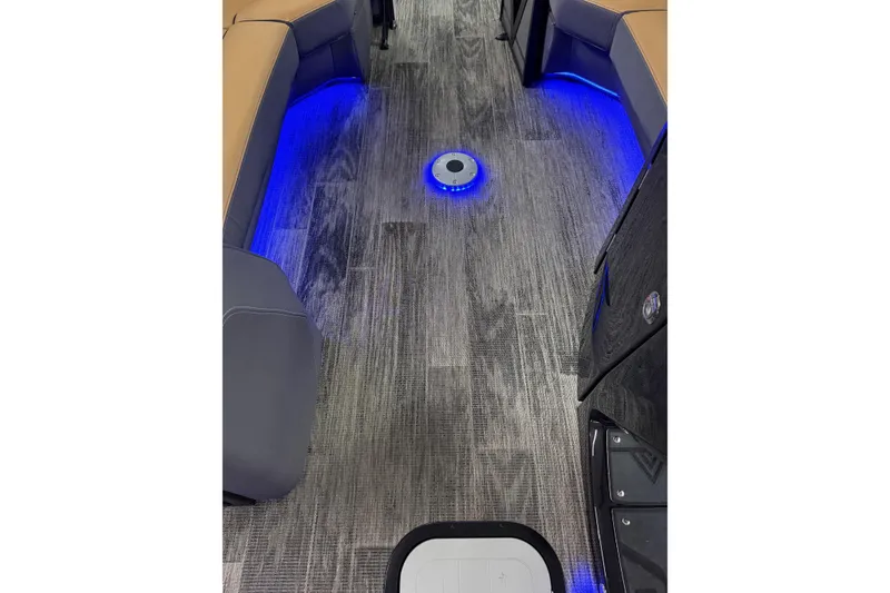 Slide: The Image of Interior of 2025 Viaggio Z22S with modern flooring and blue LED lighting. - 24
