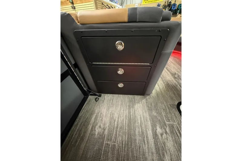 Slide: The Image of 2025 Viaggio Z22S interior with three-drawer storage unit and modern design. - 31