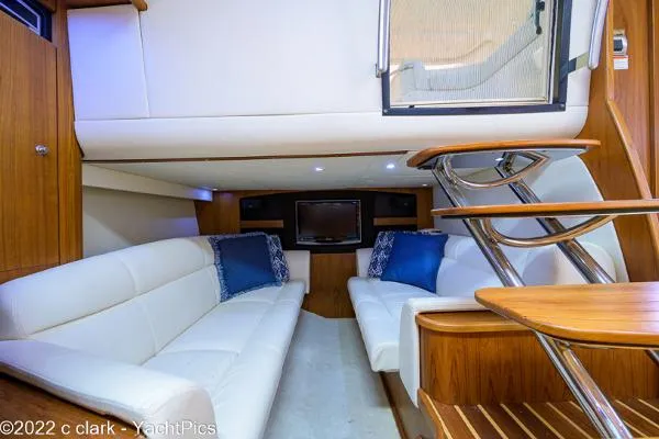 Slide: The Image of Tiara 3900 Sovran 2013 - 11