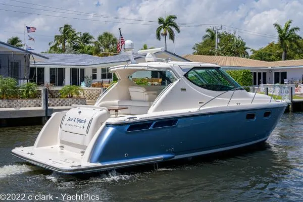 Slide: The Image of Tiara 3900 Sovran 2013 - 3