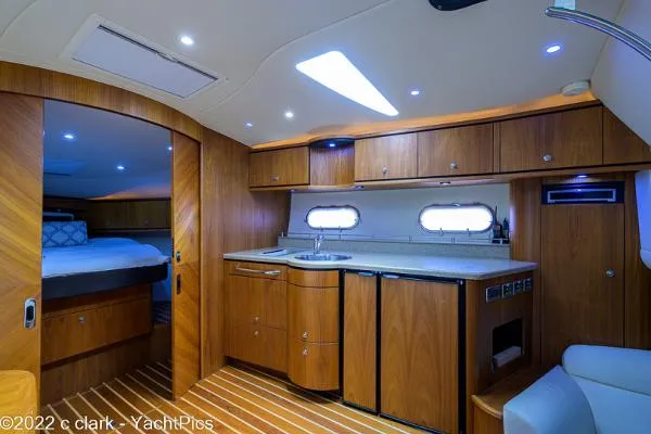 Slide: The Image of Tiara 3900 Sovran 2013 - 8
