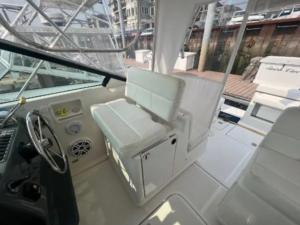 Slide: The Image of Tiara 3100 Open LE 2003 - 10
