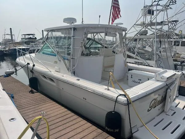 Slide: The Image of Tiara 3100 Open LE 2003 - 3