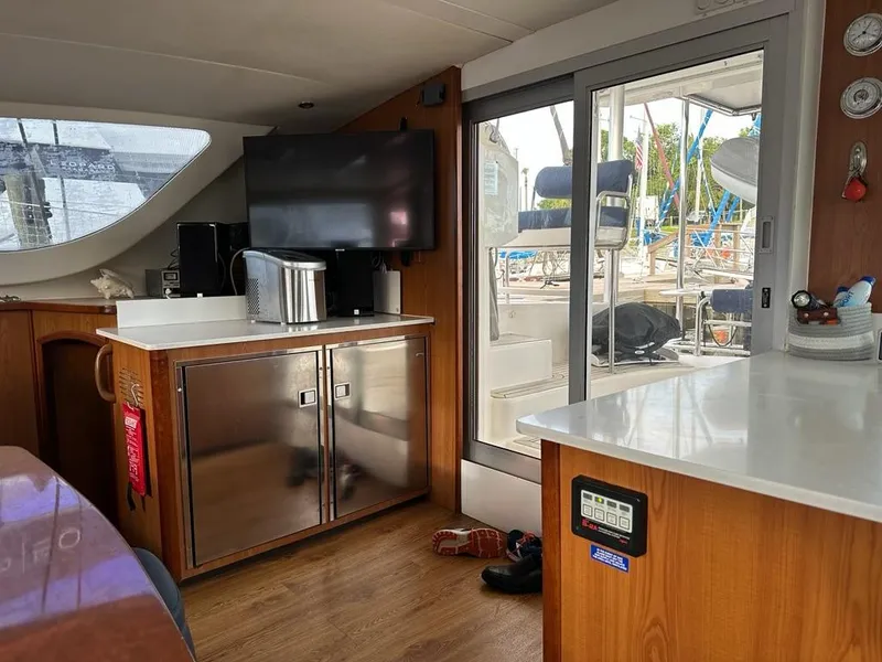 Slide: The Image of Matrix Yachts Catamaran 2010 - 2
