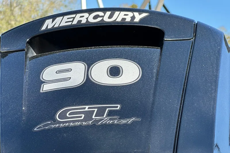 Slide: The Image of Mercury 90 CT Command Thrust engine on 2024 Ranger Reata 200C boat. - 29