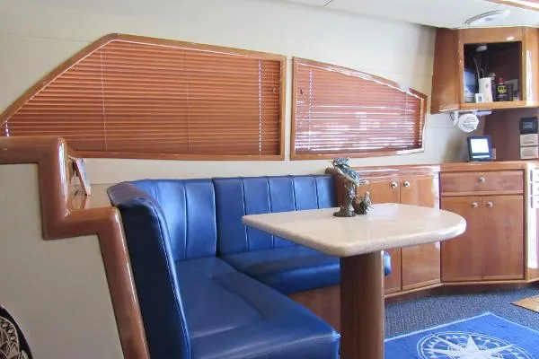 Slide: The Image of Bertram 390 Convertible 2001 - 10