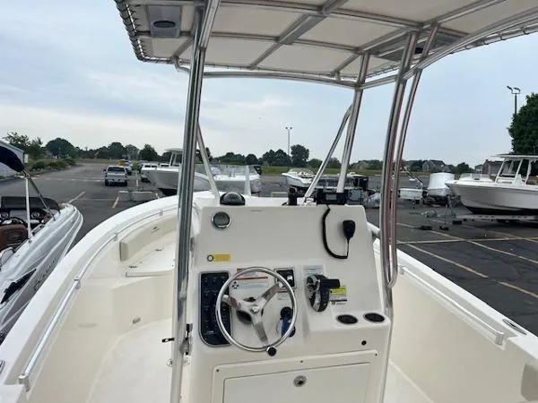 Slide: The Image of Cobia 237CC 2020 - 3