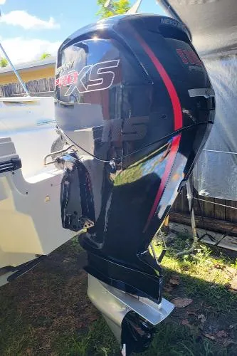 Slide: The Image of Bayliner VR4 OB 2022 - 11
