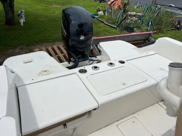 Slide: The Image of Bayliner Trophy T22CC 2021 - 7