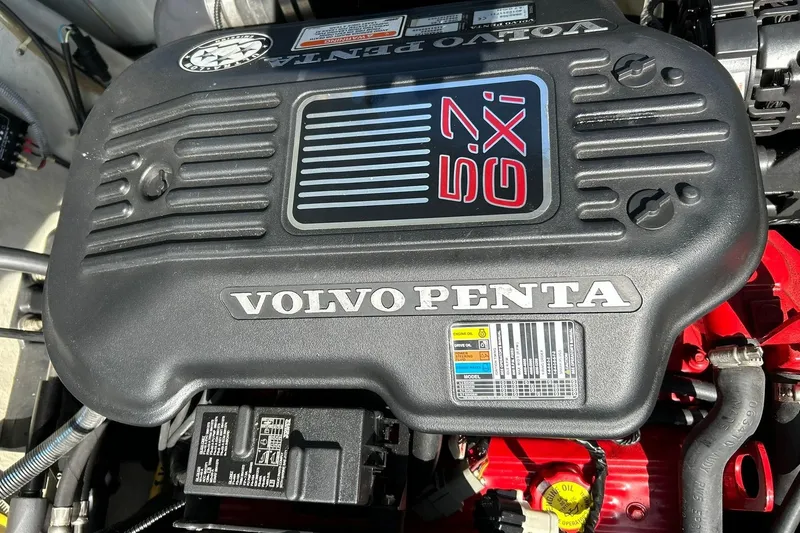Slide: The Image of Volvo Penta 5.7 GXI engine in a 2007 Cobalt 232 boat. - 34