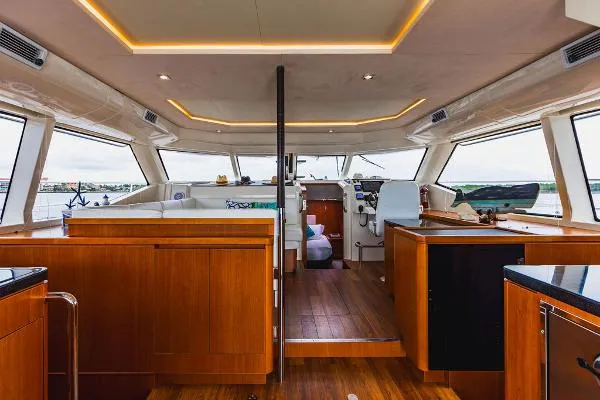 Slide: The Image of Aquila 44 Power Cat 2017 - 7