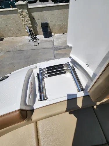 Slide: The Image of Sea Ray 270 Sundeck 2015 - 3