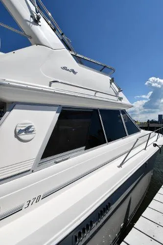 Slide: The Image of Sea Ray 370 Sedan Bridge 1991 - 1