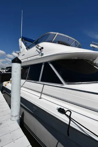 Slide: The Image of Sea Ray 370 Sedan Bridge 1991 - 2
