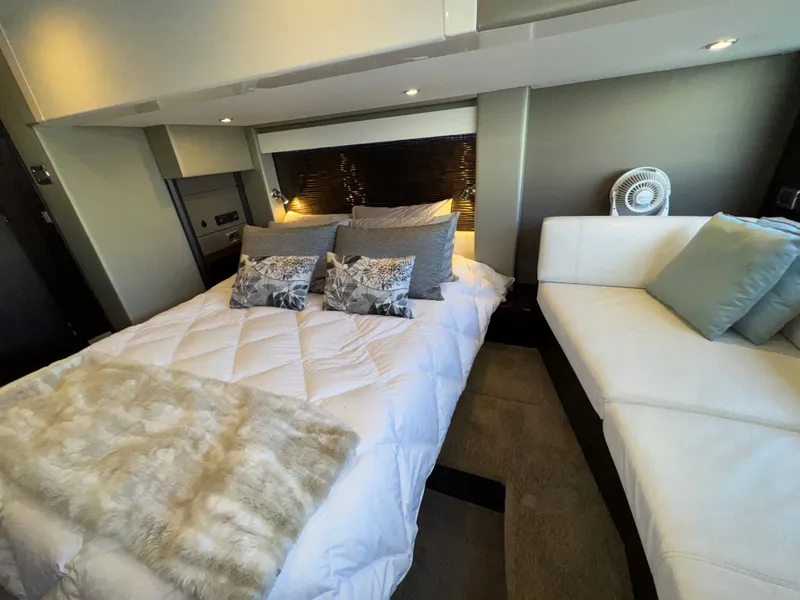 Slide: The Image of Carver Yachts C52 2020 - 17