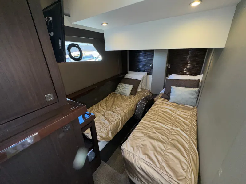 Slide: The Image of Carver Yachts C52 2020 - 27