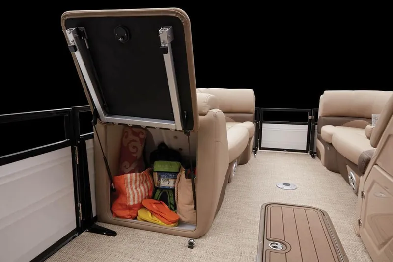 Slide: The Image of Regency 230 DL3 2022 with open storage and seating area. - 43