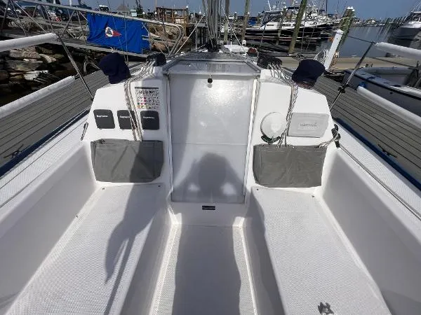Slide: The Image of Catalina 275 Sport 2015 - 6