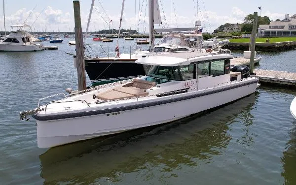 Slide: The Image of Axopar 37 Cabin 2019 - 0