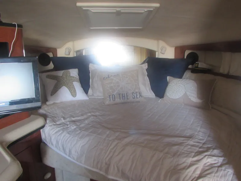 Slide: The Image of Sea Ray 300 Sundancer 2002 - 8