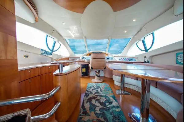 Slide: The Image of Azimut 55E 2006 - 4