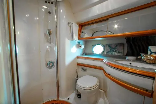 Slide: The Image of Azimut 55E 2006 - 9