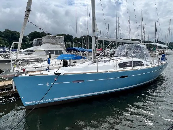 Slide: The Image of Beneteau 40 2011 - 1