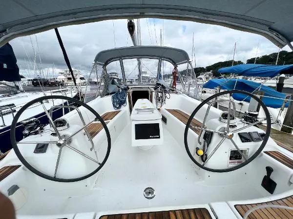 Slide: The Image of Beneteau 40 2011 - 11
