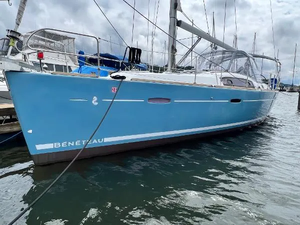 Slide: The Image of Beneteau 40 2011 - 3