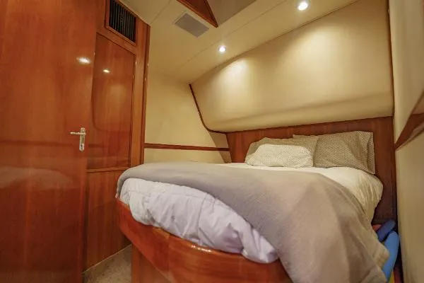 Slide: The Image of Cape Fear 47 Custom Carolina Sportfish 1999 - 11