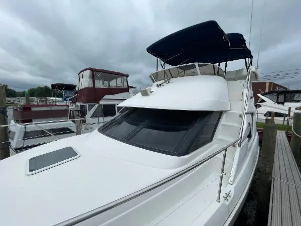 Slide: The Image of Silverton 352 Motor Yacht 1999 - 5