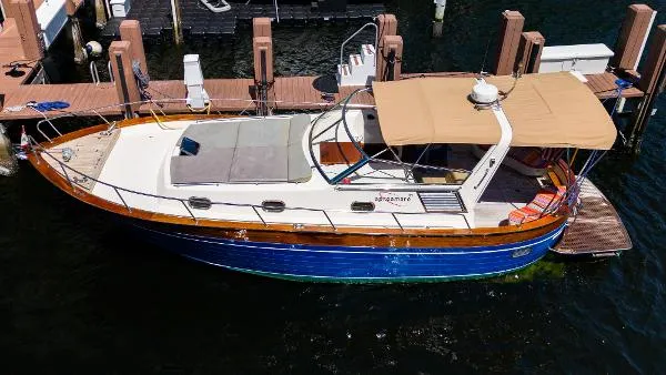 Slide: The Image of Apreamare 11m 2001 - 2