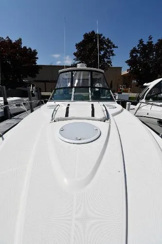 Slide: The Image of Monterey 340 Sport Yacht 2012 - 5