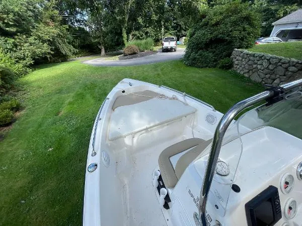 Slide: The Image of Key West 1720 Sportsman 2018 - 11
