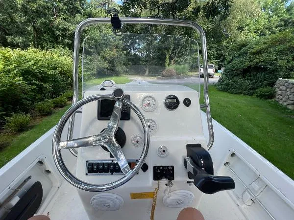Slide: The Image of Key West 1720 Sportsman 2018 - 4